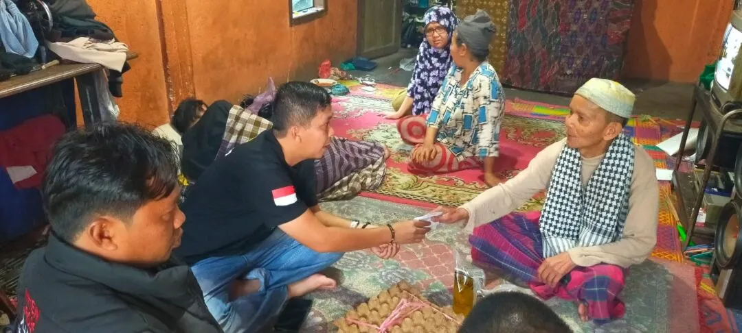 LSM Semut Merah Salurkan Bantuan Sosial di Kerinci dan Sungai Penuh