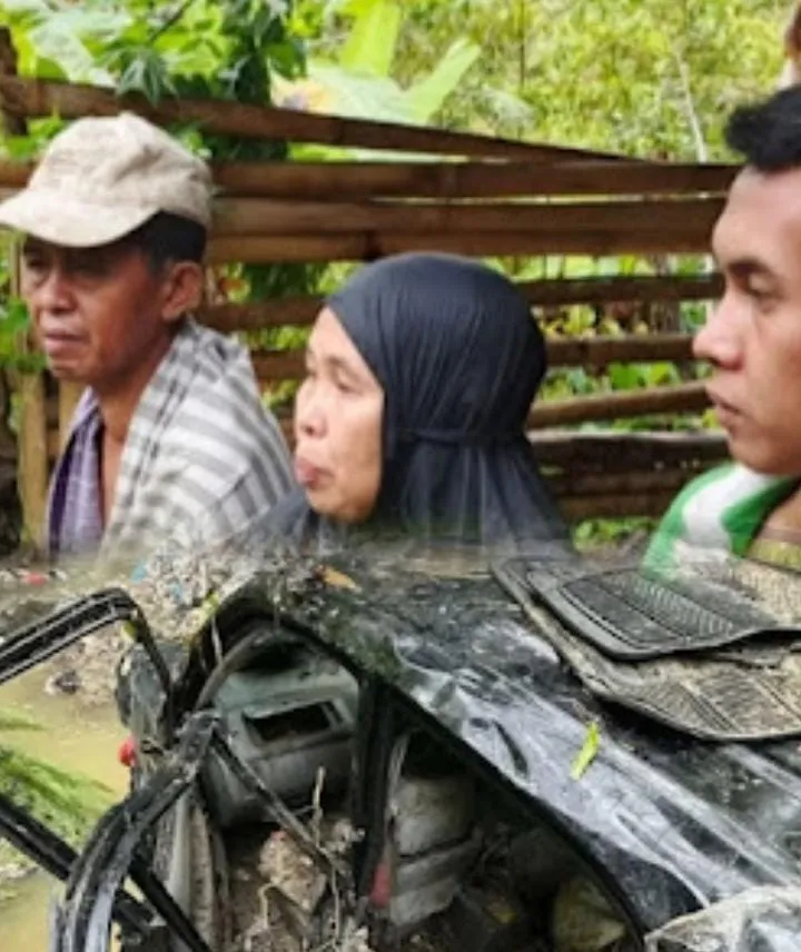 Akibat Longsor di KM 8, Mobil Dirut PDAM Tirta Khayangan  Terseret Arus Air