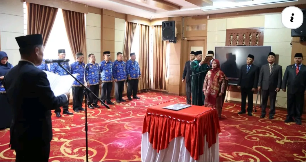 Sekda Lantik Enam Pejabat Eselon Tiga dan Empat