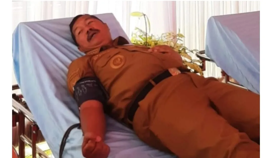 Bupati Kerinci Monadi Ikut Donor Darah di Kejari Sungai Penuh: Setetes Darah, Sejuta Harapan