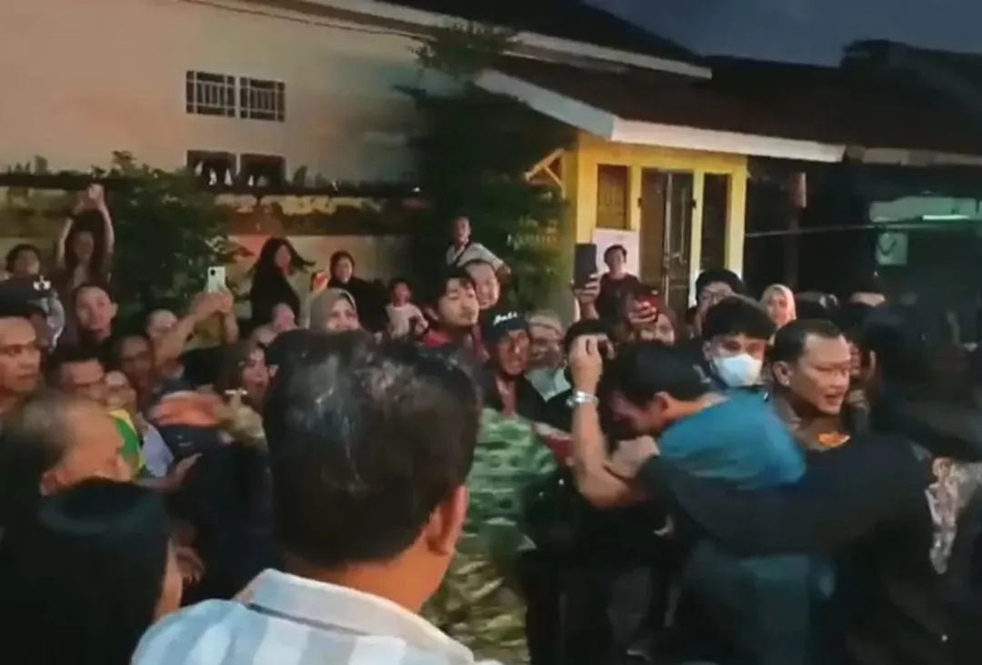 Bertepatan Hari pendidikan Nasional, Dugaan Dosen Digerebek Bersama Mahasiswi Gegerkan provinsi Jambi