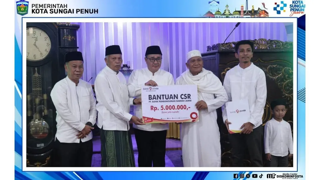 Safari Jumat Pemkot Sungai Penuh, Wako Alfin Soroti Penataan Kota dan Kebersihan dan Salurkan Bantuan CSR 5 Juta Dari Bank Jambi