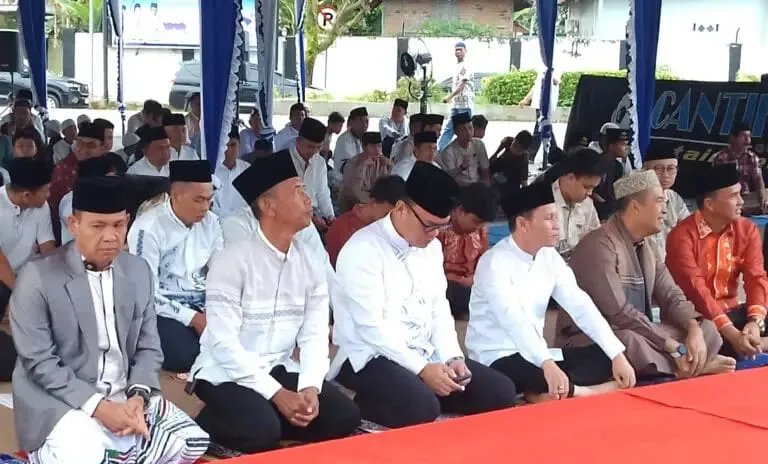 Bupati Empat Lawang, Joncik Muhammad : Hari Raya Idul Adha Penuh Makna yang Mendalam Dalam Pengorbanan dan Keikhlasan