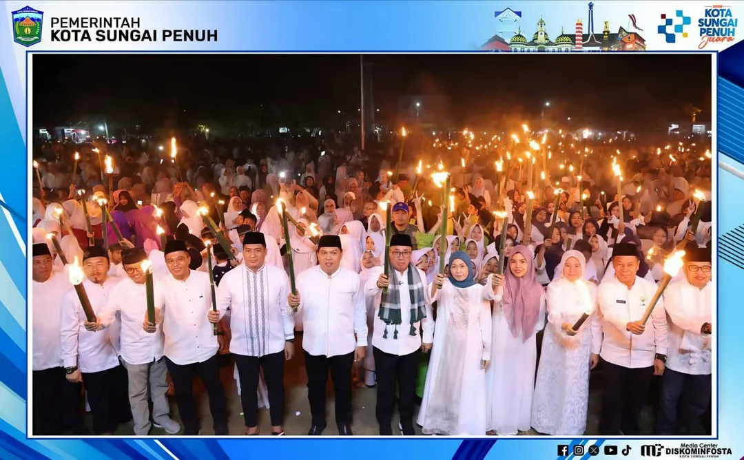 Ribuan Warga Meriahkan Pawai Obor Sambut 1 Muharam 1448 H, Wako Alfin Ajak Bangun Generasi Qur'ani